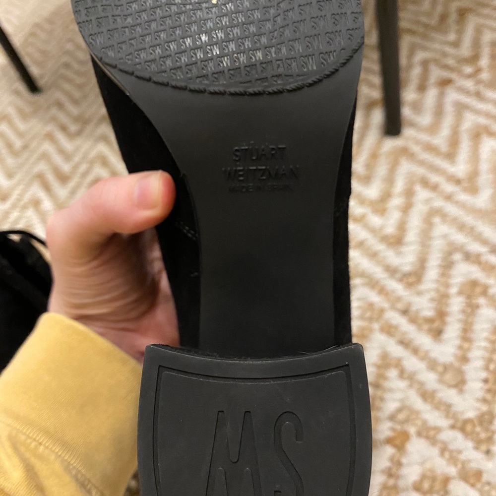 NWOT Stuart Weitzman booties!